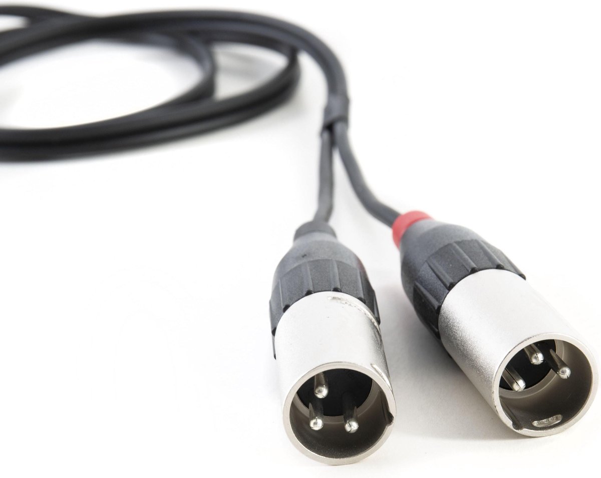 - MUSIC STORE Y-kabel 6,3mm jack.-> 2 XLR 1m Amphenol stekker, kabel zwart